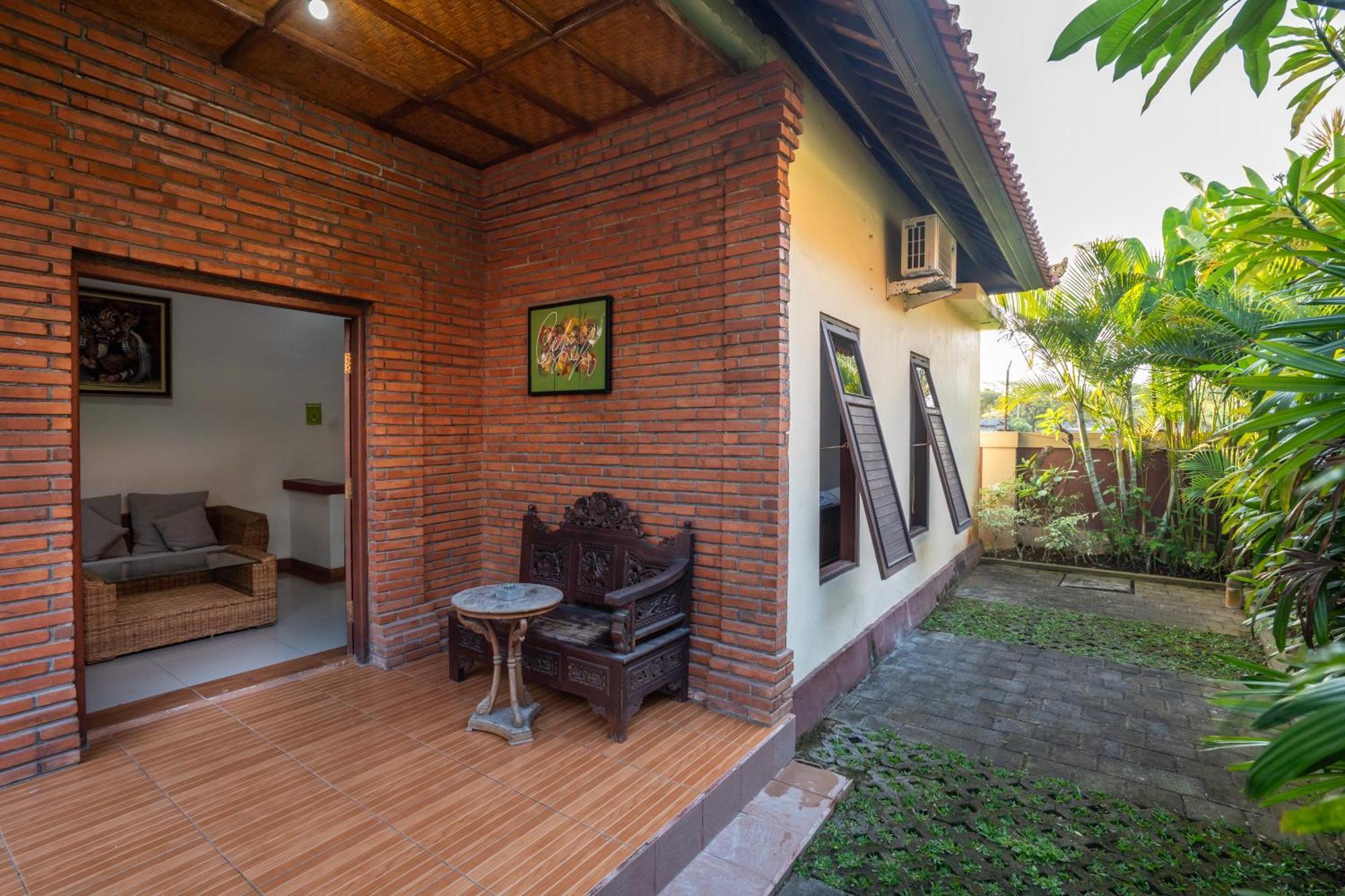 Nirmala Guest House Surf Keramas Exteriér fotografie